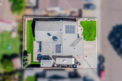 881 Buchanon Ln, Manteca, CA 95336 photo 4