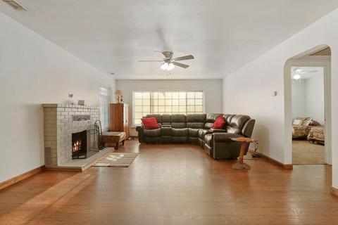 623 1st St, Galt, CA 95632 photo 8