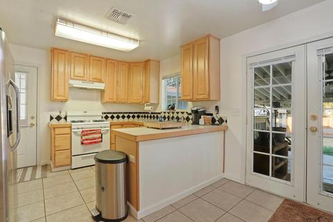 623 1st St, Galt, CA 95632 photo 16