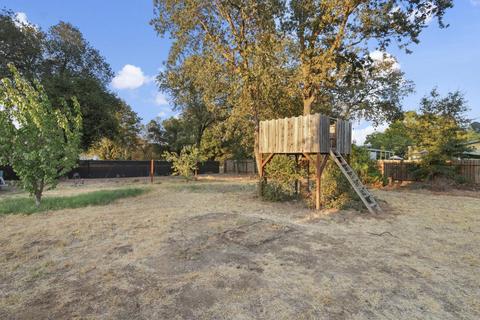623 1st St, Galt, CA 95632 photo 39