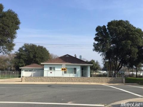 623 1st St, Galt, CA 95632 photo 1