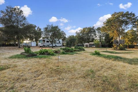 623 1st St, Galt, CA 95632 photo 37