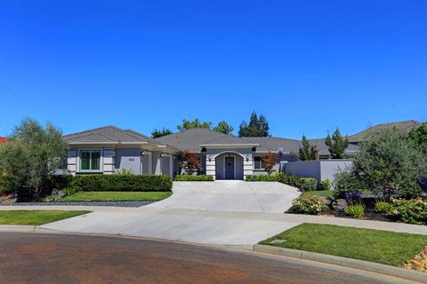 921 Coconut Ln, Ripon, CA 95366 photo 1