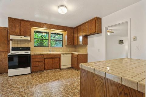 236 S Lee Ave, Lodi, CA 95240 photo 30