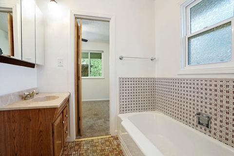 236 S Lee Ave, Lodi, CA 95240 photo 17