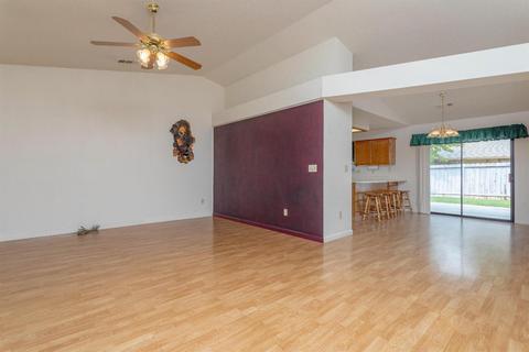 2993 Cobblestone Loop, Anderson, CA 96007 photo 3