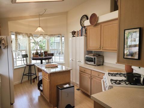 75 Broken Cir, Davis, CA 95618 photo 9