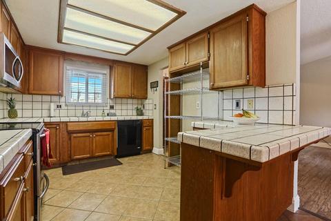 400 Roxanne Dr, Patterson, CA 95363 photo 8