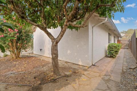 1806 Burgundy, Lodi, CA 95242 photo 26