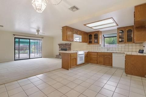 1806 Burgundy, Lodi, CA 95242 photo 9