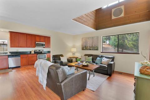 1377 Discovery Ln, Placerville, CA 95667 photo 9
