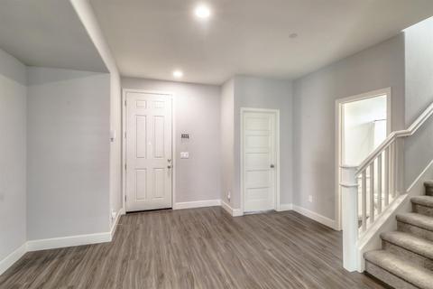 527 Whetstone St, Manteca, CA 95337 photo 5