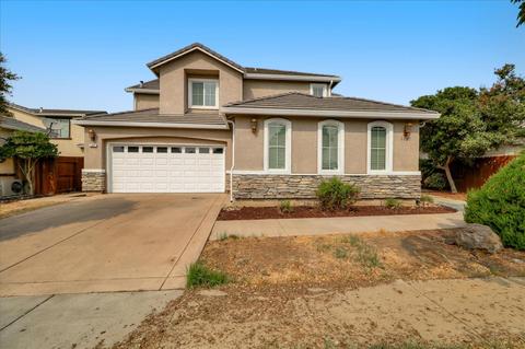 1307 Shearwater Dr, Patterson, CA 95363 photo 1