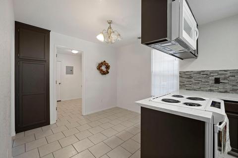 627 N Pleasant Ave, Lodi, CA 95240 photo 14