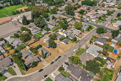 531 S Walnut Ave, Ripon, CA 95366 photo 9