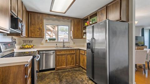 1301 W 4th St, Ripon, CA 95366 photo 14