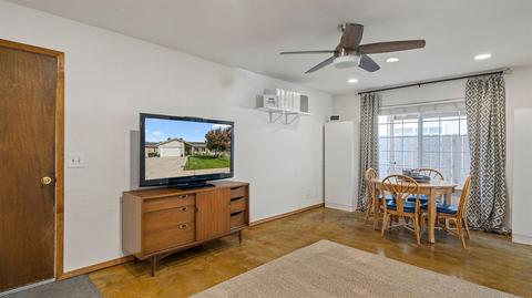 1301 W 4th St, Ripon, CA 95366 photo 10