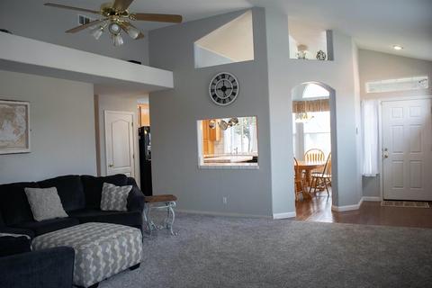 1710 Widmer Ln, Manteca, CA 95336 photo 4