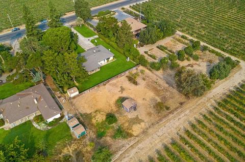 17834 N Davis Rd, Lodi, CA 95242 photo 4