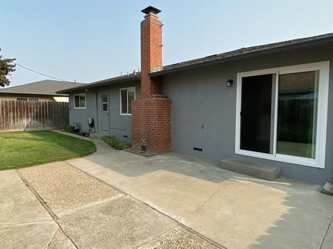 2133 W Pine St, Lodi, CA 95242 photo 25