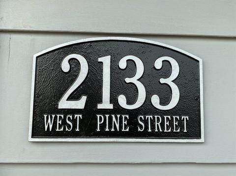 2133 W Pine St, Lodi, CA 95242 photo 1