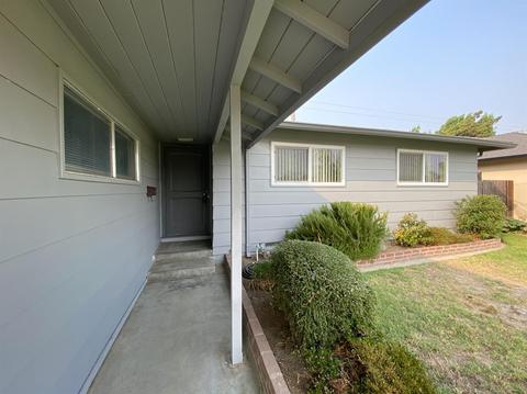 2133 W Pine St, Lodi, CA 95242 photo 28
