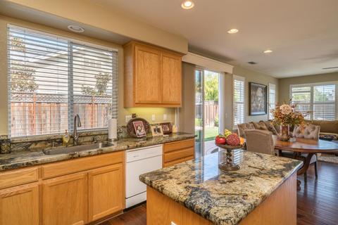 2462 Basque Dr, Tracy, CA 95304 photo 8