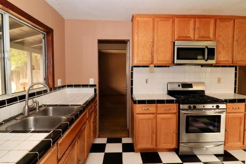 935 Briggs Ave, Modesto, CA 95351 photo 4