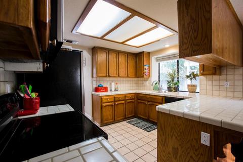 2016 Zaiger Way, Modesto, CA 95350 photo 11