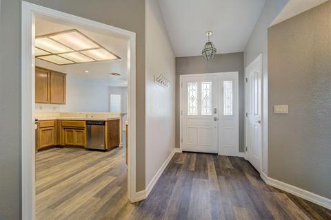 8120 Chimango Way, Antelope, CA 95843 photo 6