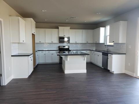 1235 Franzia Dr, Ripon, CA 95366 photo 2