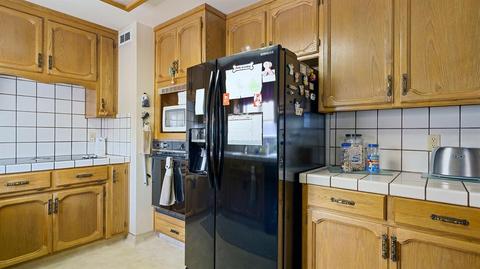 620 Maxwell Ln, Lathrop, CA 95330 photo 16