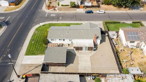 620 Maxwell Ln, Lathrop, CA 95330 photo 40