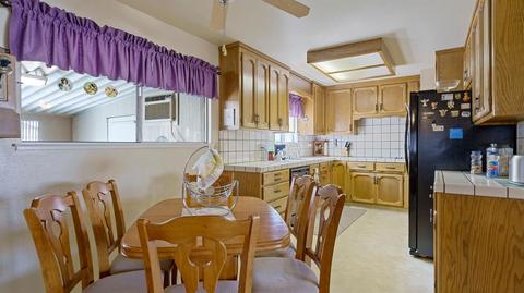 620 Maxwell Ln, Lathrop, CA 95330 photo 13