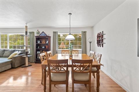5600 Kiva Dr, Carmichael, CA 95608 photo 11