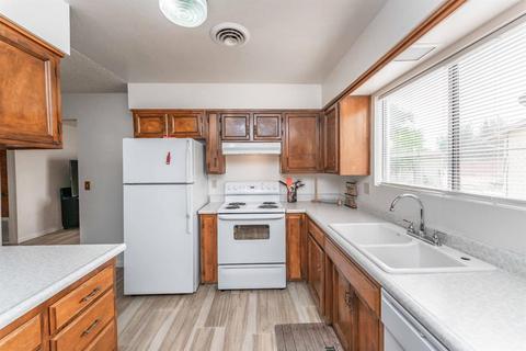 4275 Olivehurst Ave, Olivehurst, CA 95961 photo 7