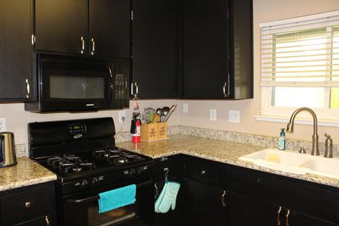 647 Ward Way, Manteca, CA 95336 photo 6