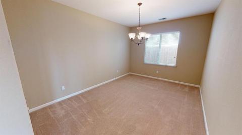 1450 Daisy Dr, Patterson, CA 95363 photo 6
