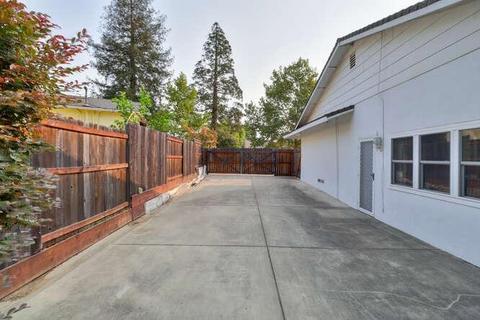2631 Foothill Dr, Carmichael, CA 95608 photo 4