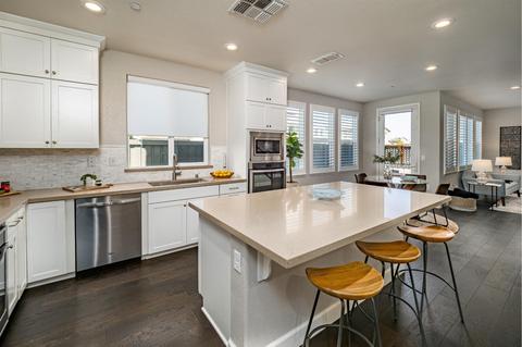 957 Tangella Ter, Davis, CA 95616 photo 17