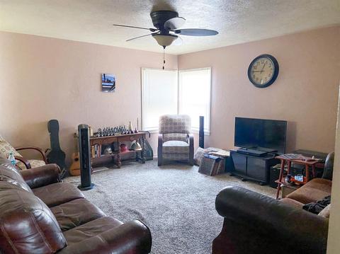 436 W 26th St, Merced, CA 95340 photo 4