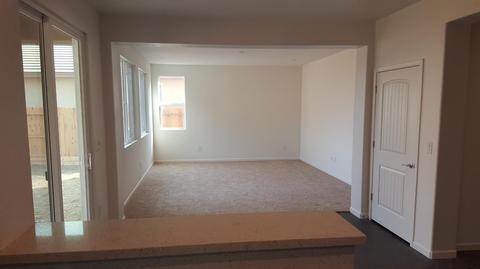 384 Denise Dr, Merced, CA 95341 photo 4