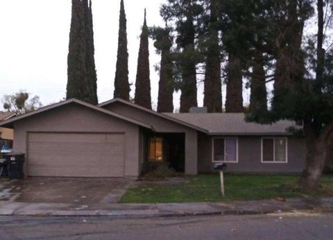 828 Mamilane, Modesto, CA 95351 photo 1