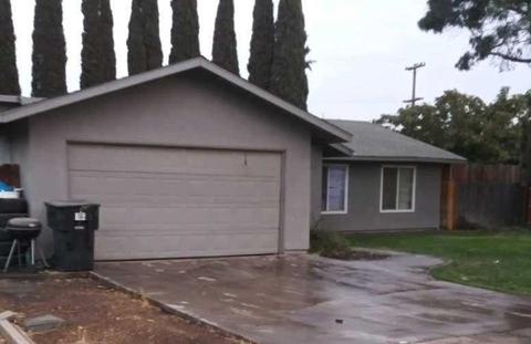 828 Mamilane, Modesto, CA 95351 photo 2