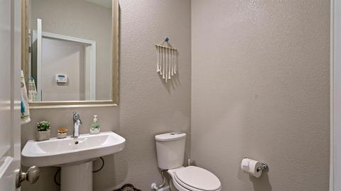 995 Lavender St, Manteca, CA 95337 photo 32