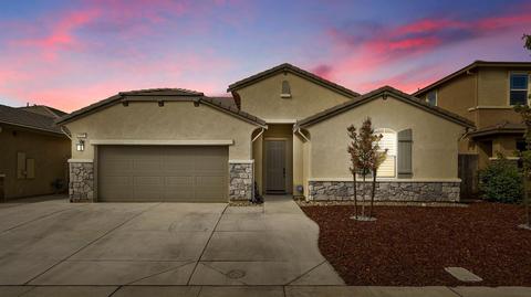 995 Lavender St, Manteca, CA 95337 photo 2