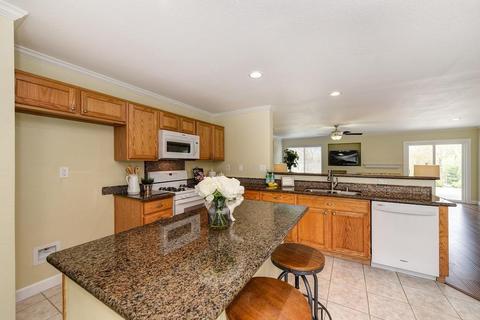836 Fratis St, Folsom, CA 95630 photo 12