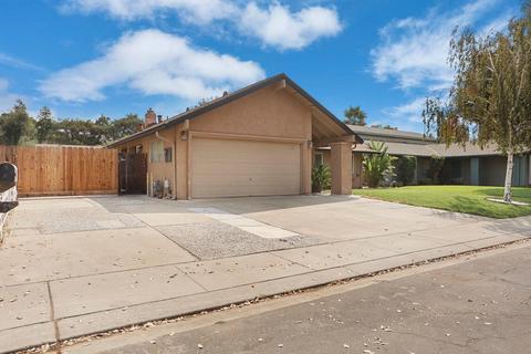 1216 Jill Ln, Modesto, CA 95355 photo 2