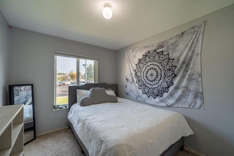 3820 Troon Pl, Modesto, CA 95357 photo 5