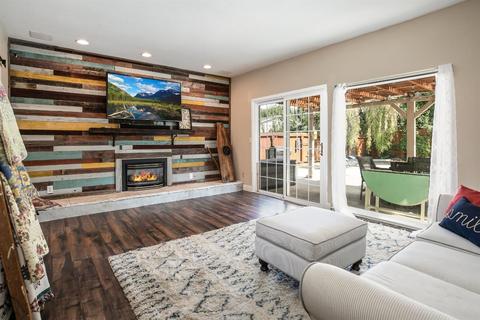 8564 Kermes Ave, Fair Oaks, CA 95628 photo 13